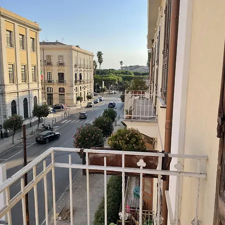 Donna Laura - Charme Sicilian Living * Szirakúza